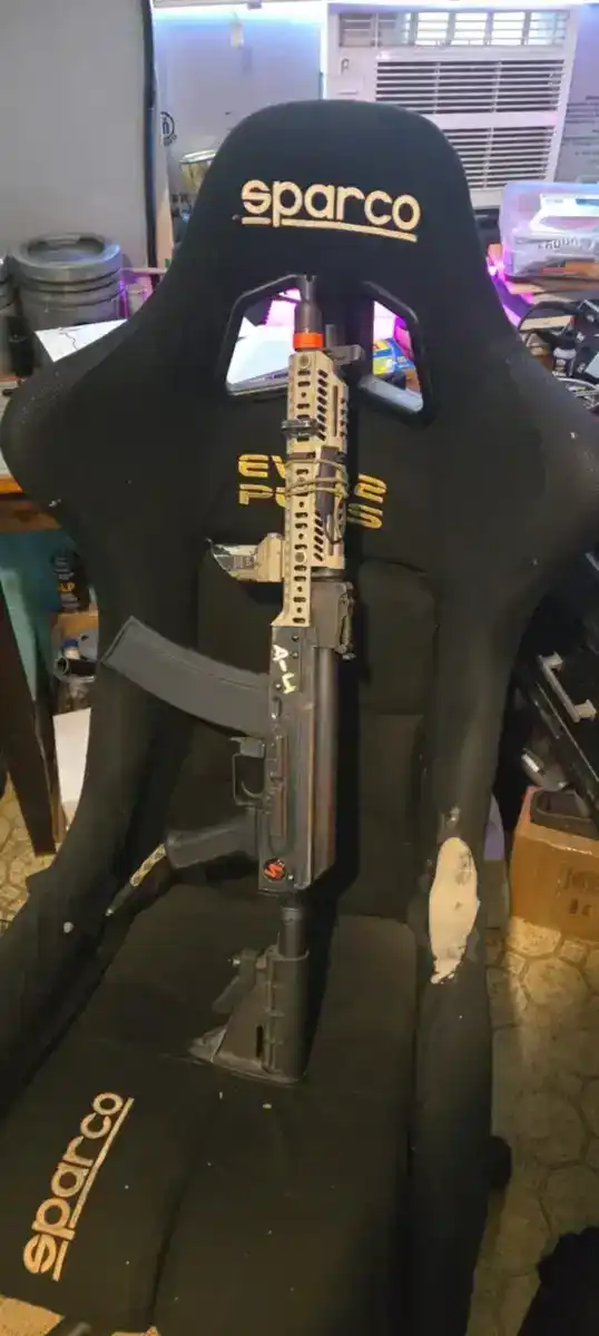 E&L AK-105 F2