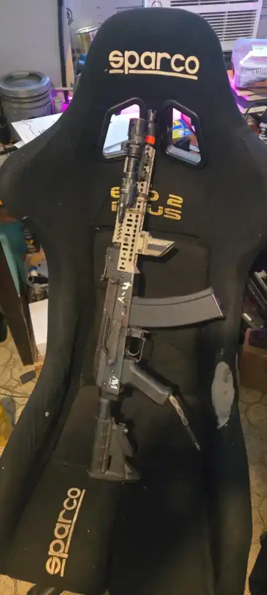 E&L AK-105 F2