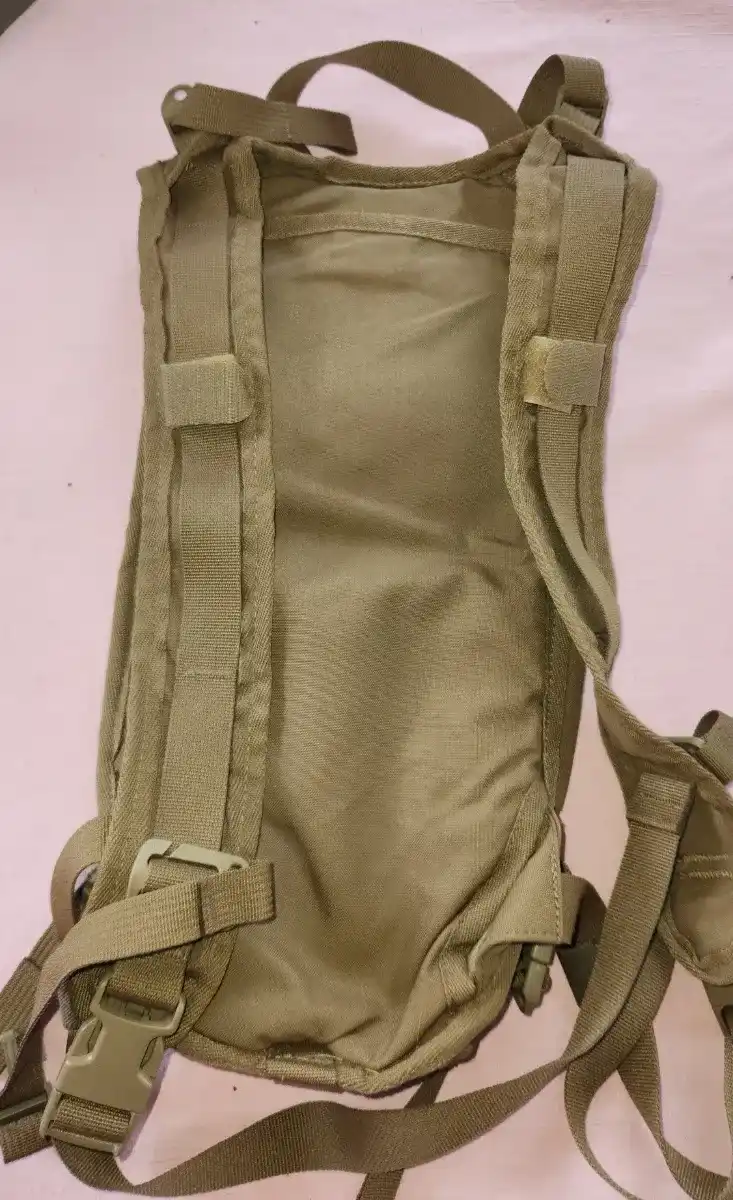 USMC Unissued Coyote Hydration System w/ Bladder