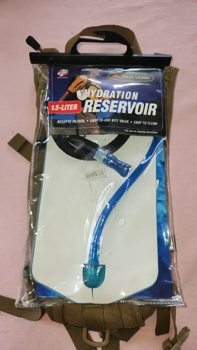 USMC Unissued Coyote Hydration System w/ Bladder
