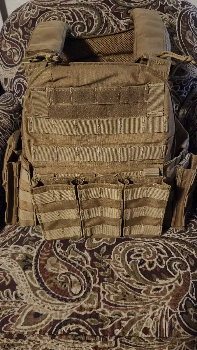 Yakeda Coyote Plate Carrier