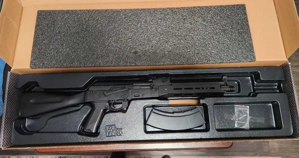 LCT M-LOK LCK 104 - Lightly Used