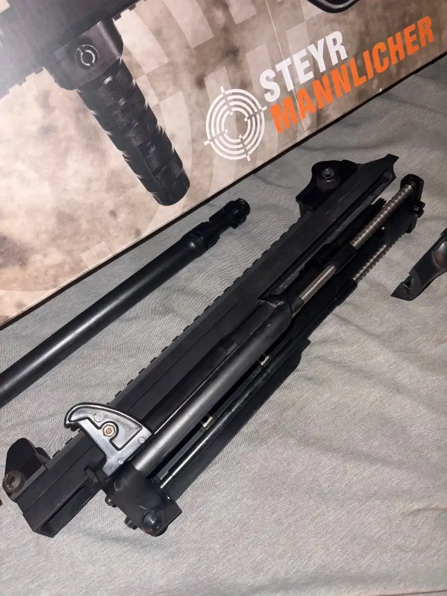 AUG A3 XS Commando AEG Rifle