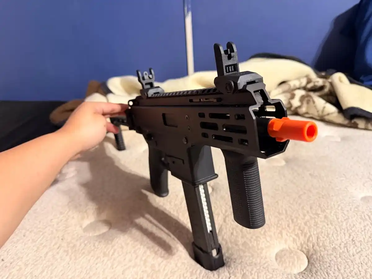 KWA TEC-9 GBB