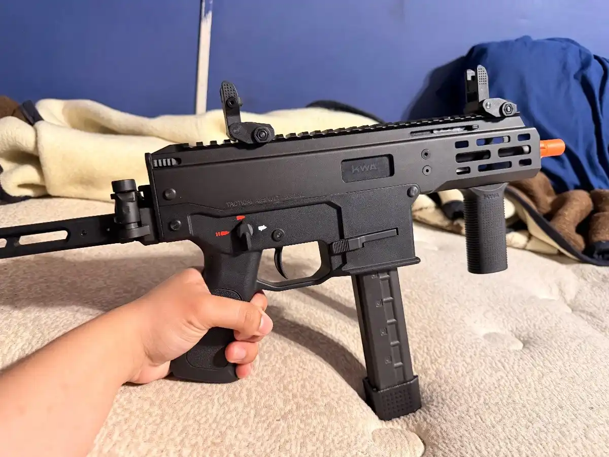 KWA TEC-9 GBB