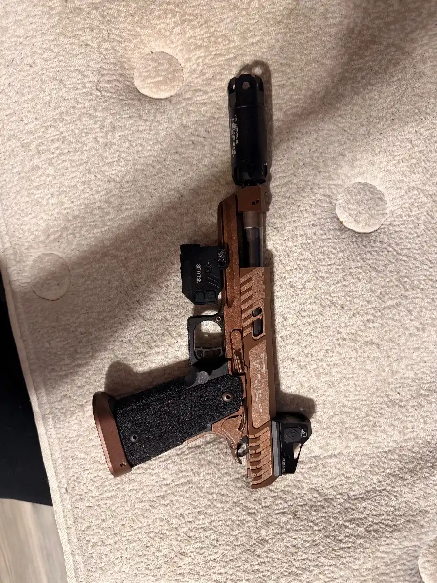 Sand Viper GBB (attachments included)