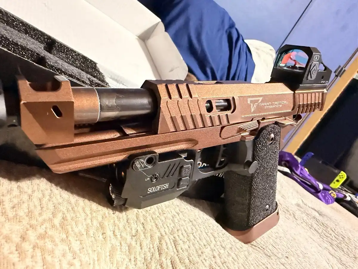 Sand Viper GBB (attachments included)