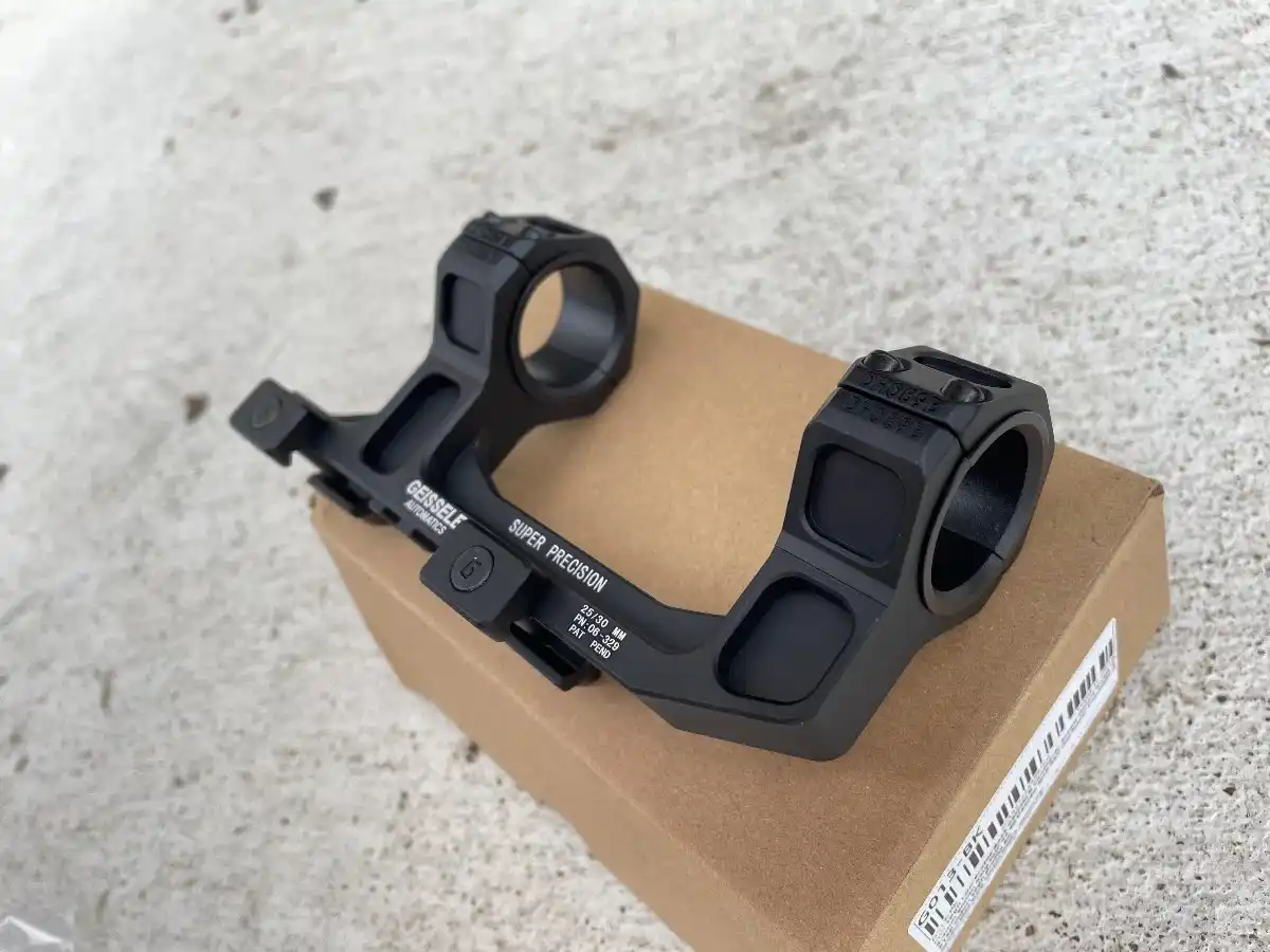 1.93 GEISSELE Cantilever Rifle Scope Mount, High Profile, 30mm