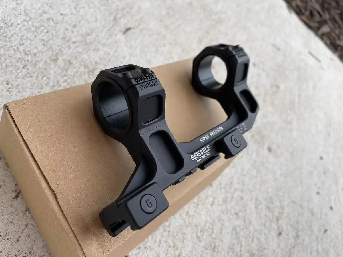 1.93 GEISSELE Cantilever Rifle Scope Mount, High Profile, 30mm