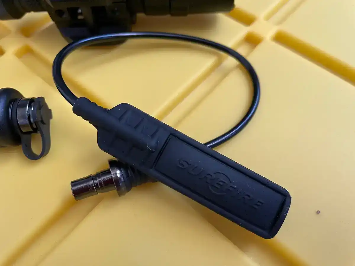 M300B Tactical Flashlight Black