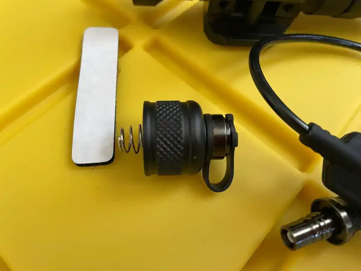 M300B Tactical Flashlight Black