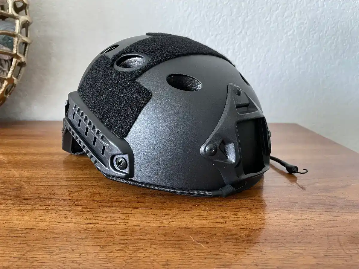 FAST Tactical Helmet