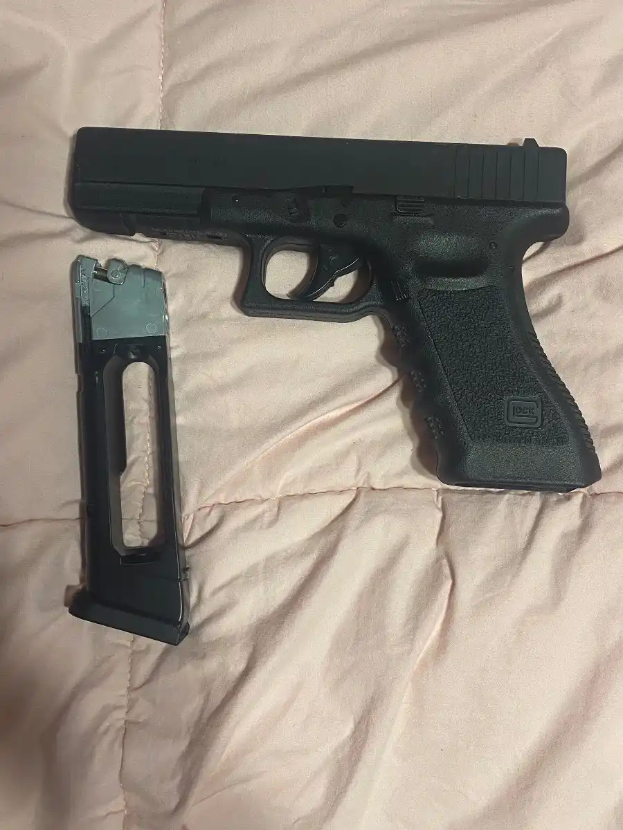 Umarex G17 with OWB holster