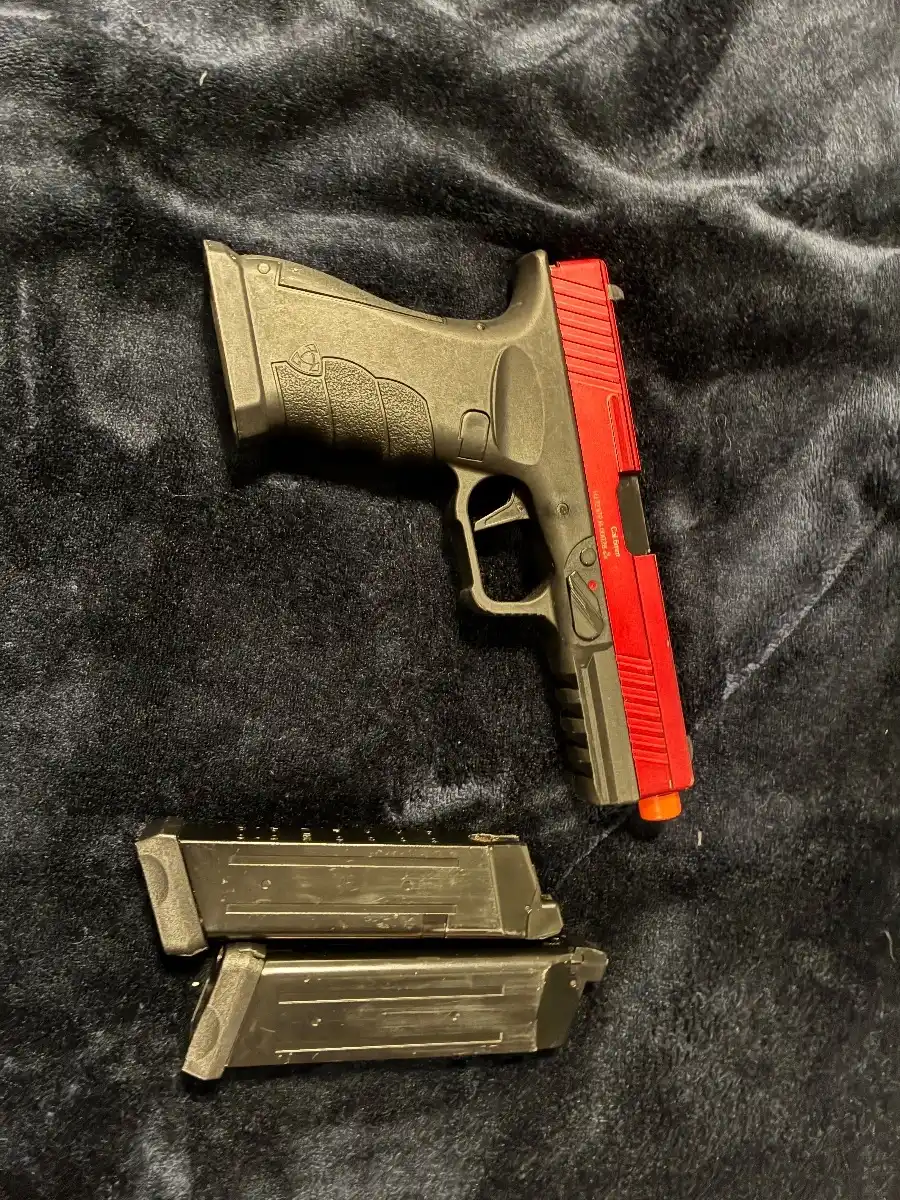 Boneyard APS XTP +2 mags (co2)