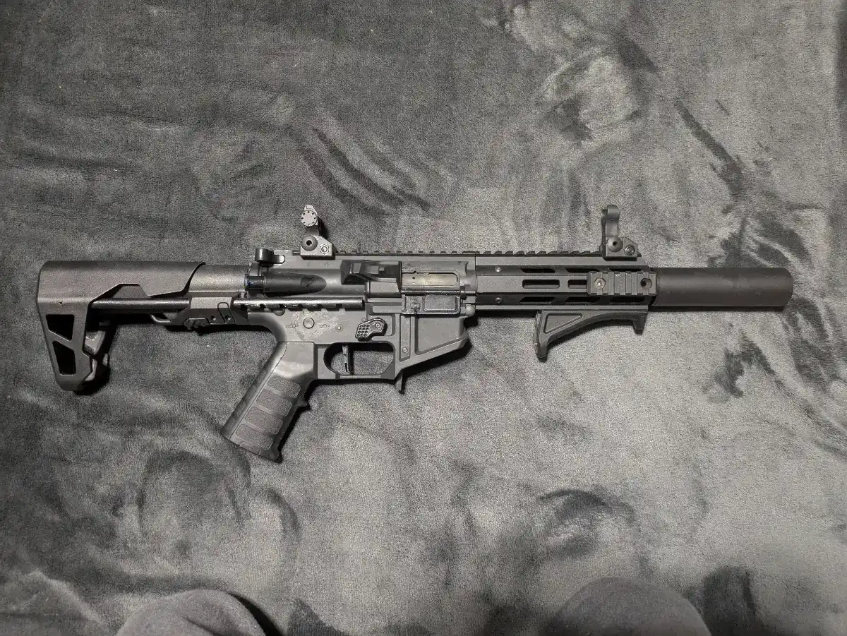 King arms pdw With suppressor and upgraded hop up and bucking