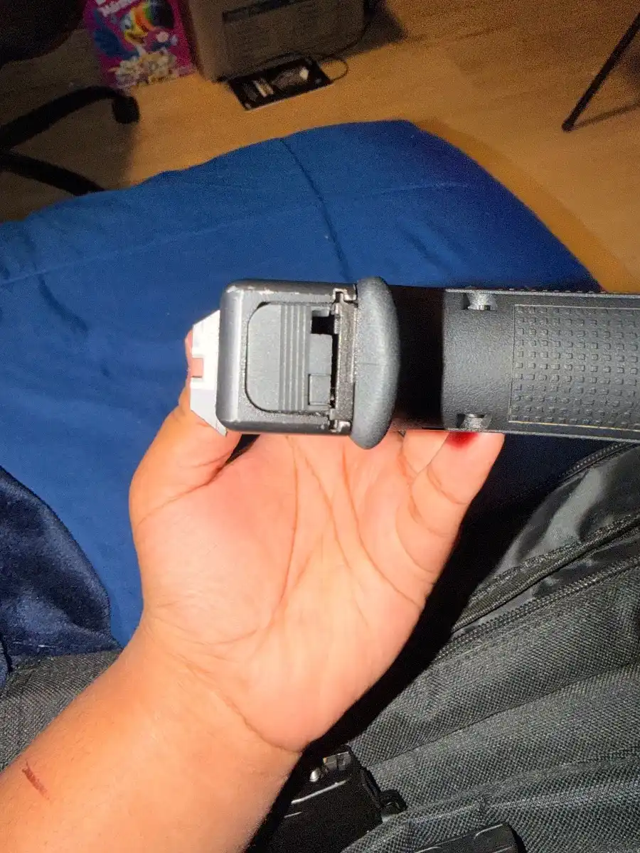 Spartan / Cybergun Licensed GLOCK 17 Gen 4 CO2 Gas Blowback Airsoft Pistol - LE / with 3 mags