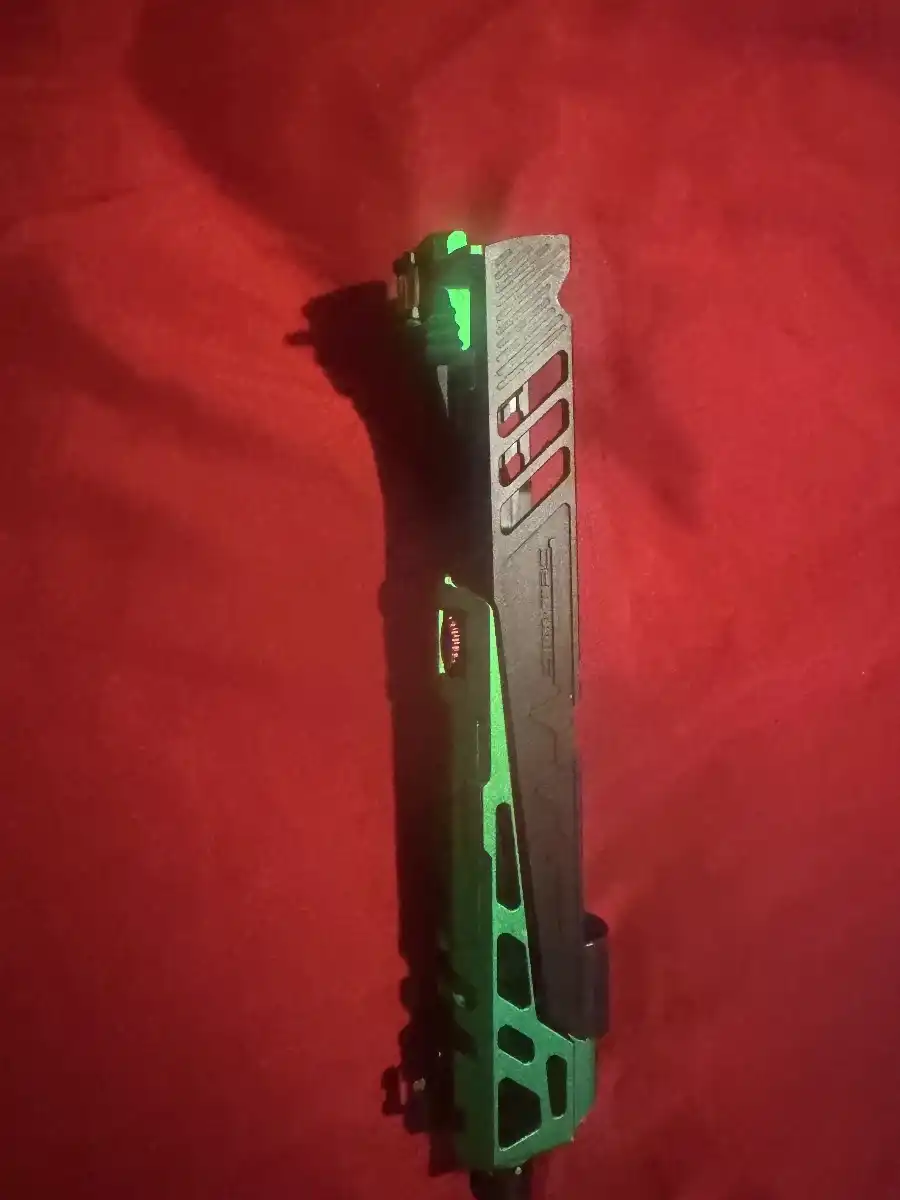Ctm split slide emerald green