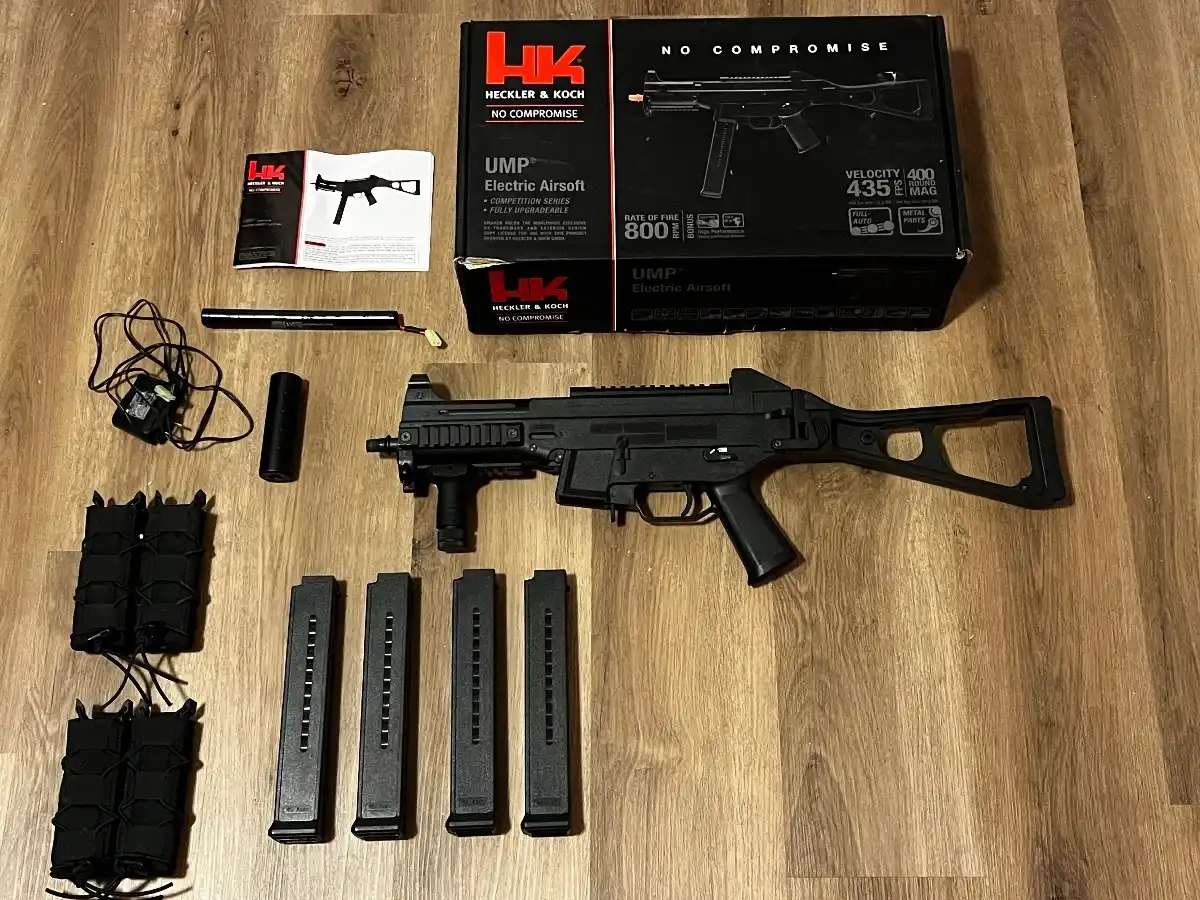HK ump with accessories