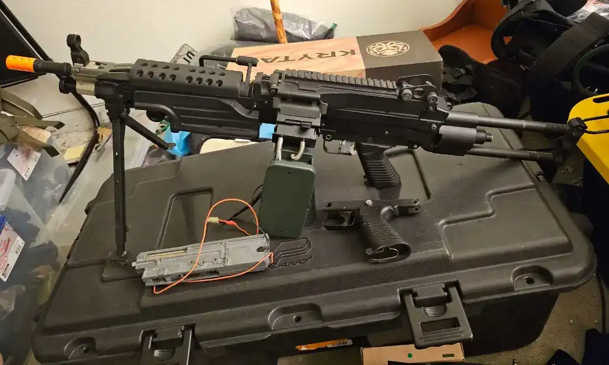 Price drop ! A&K full metal M249 para