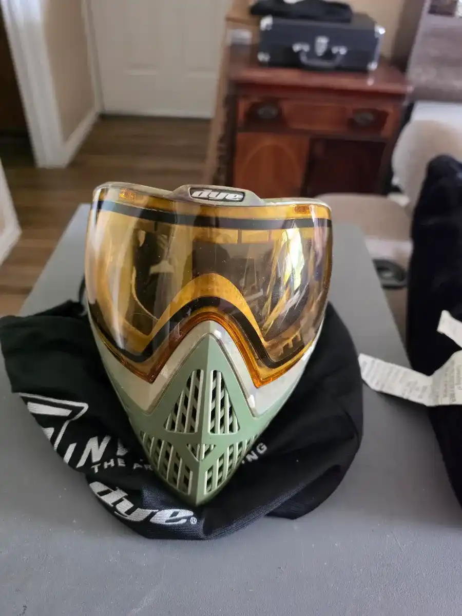 Dye I5 Realtree camo Mask
