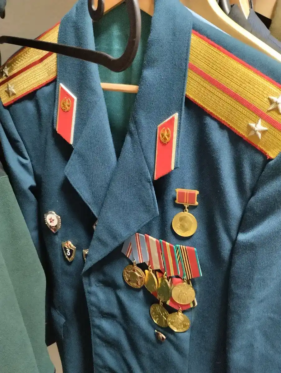 1981 Soviet Army Lieutenant Parade Uniform