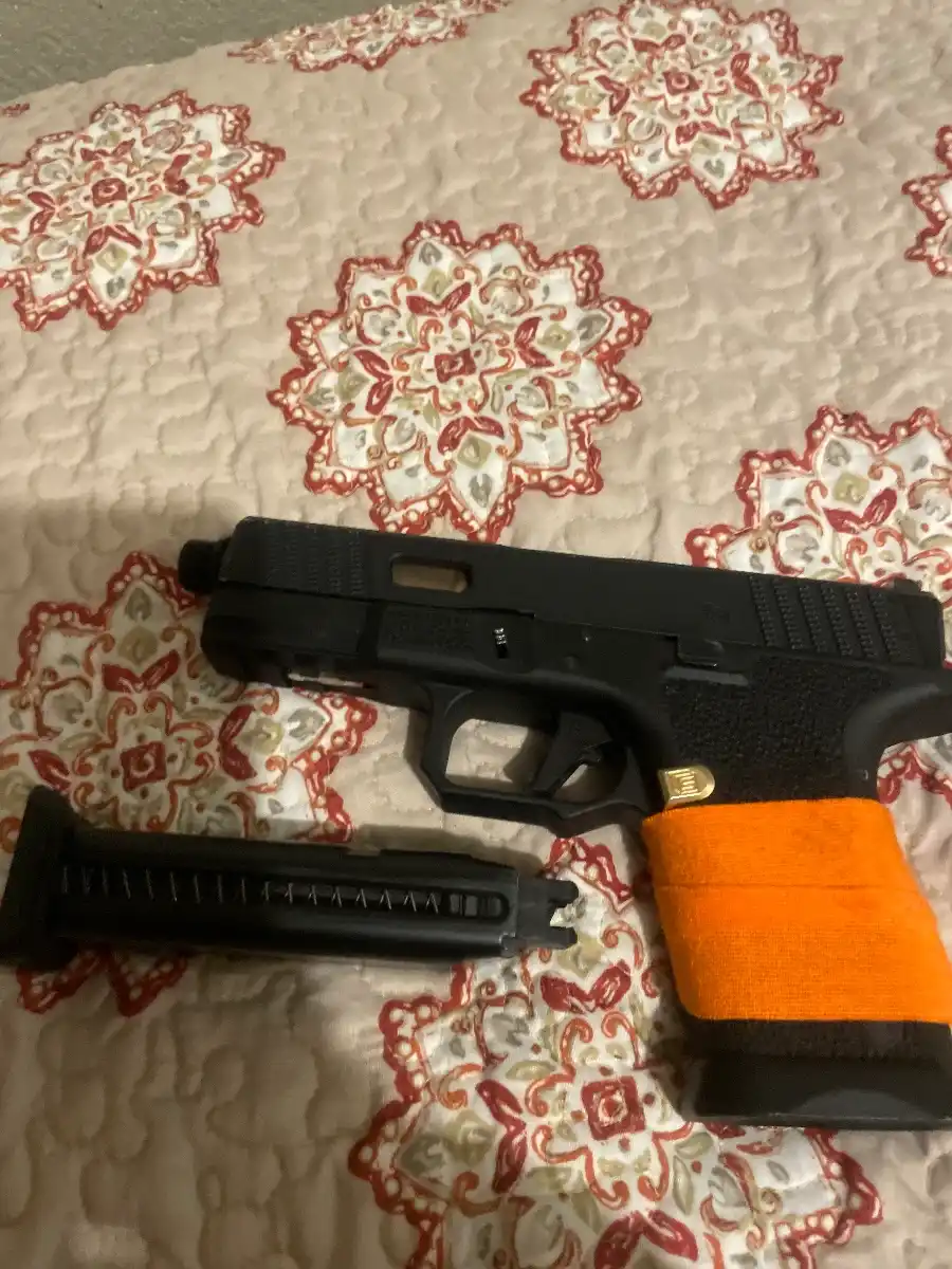 Glock 19 rose gold