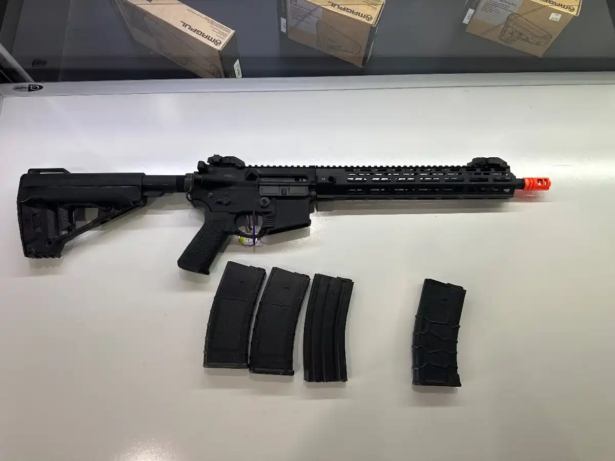 VFC Avalon Sabre