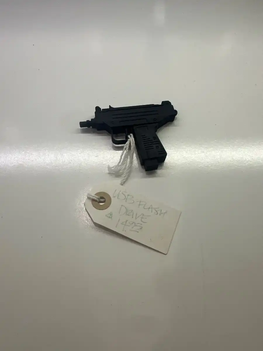 Mac10 flash drive