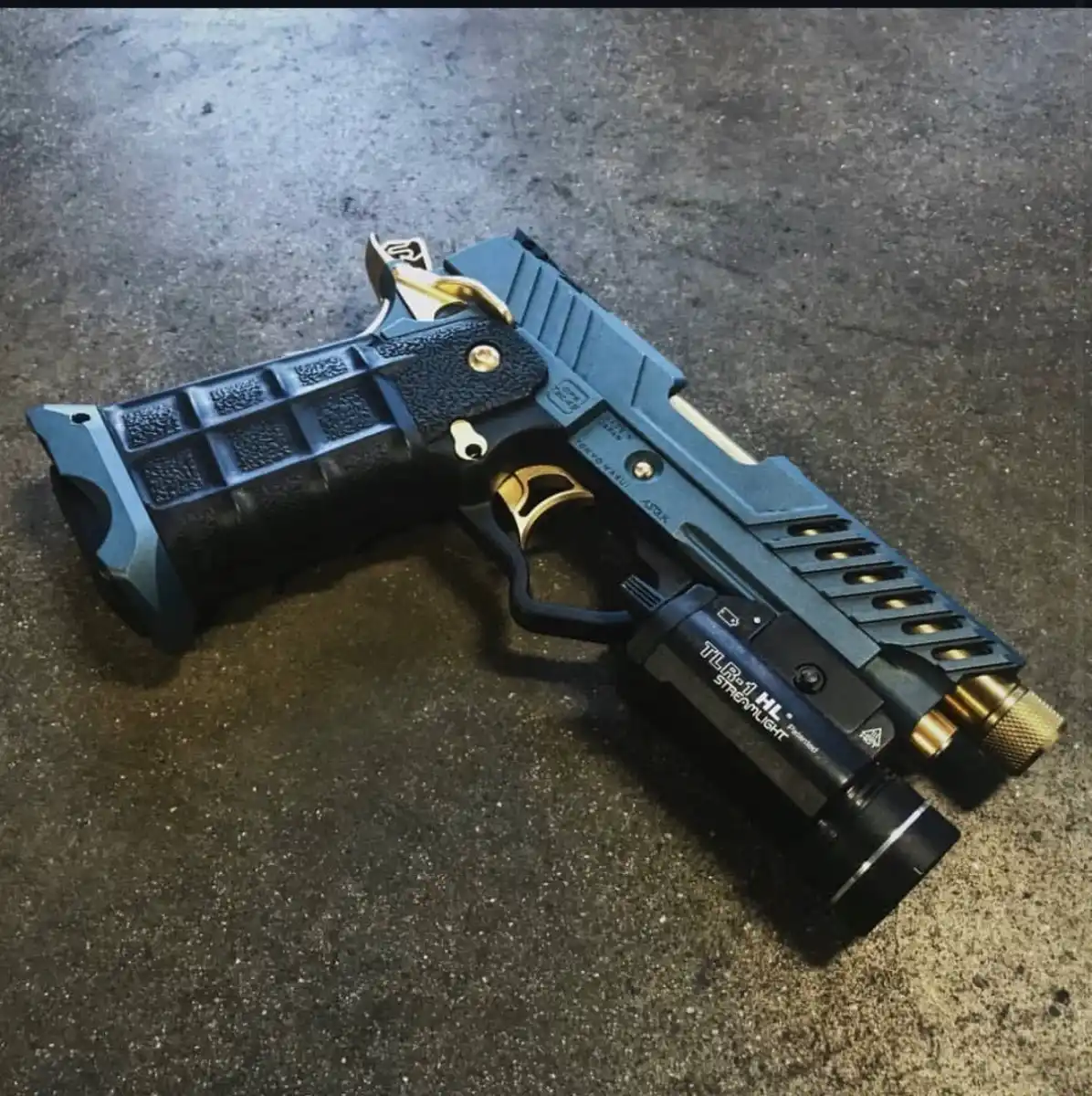 Tokyo Marui Custom Hi capa 4.3 pistol