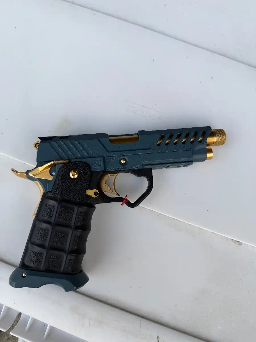 Tokyo Marui Custom Hi capa 4.3 pistol