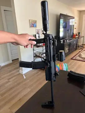 TOKYO MARUI MP7A1 GBB