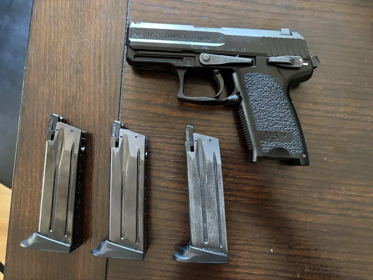 TOKYO MARUI USP Compact GBB