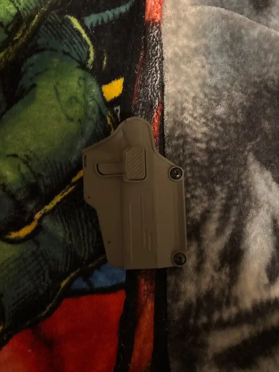 Universal Pistol Holster (FDE)
