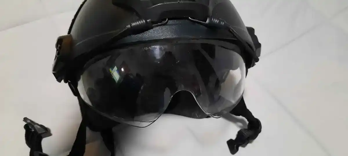 Matrix helmet w/ built in visor