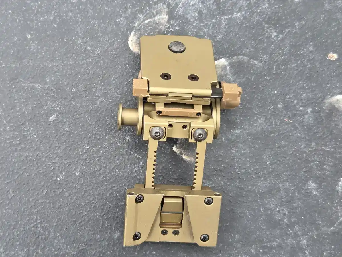 NVG Dovetail Mount