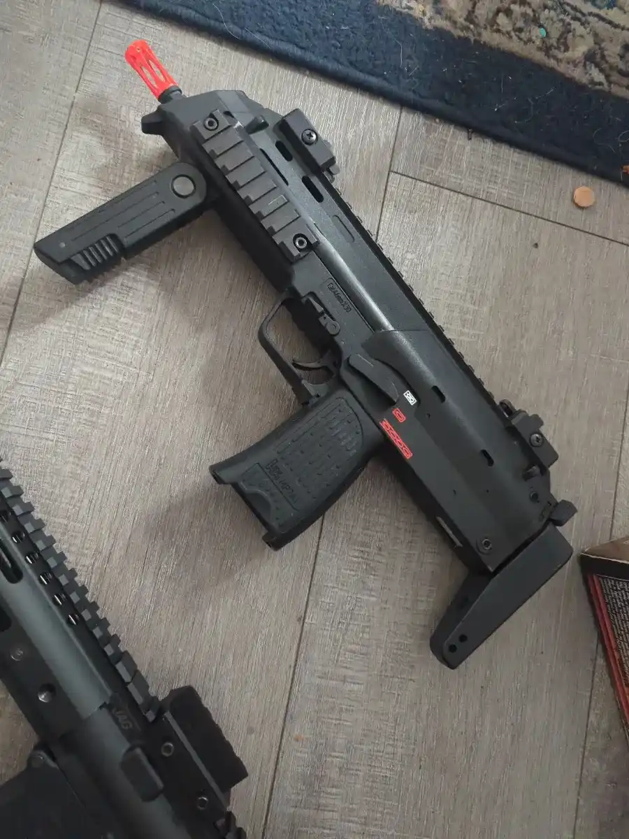 kwa MP7 GBB ! like new!