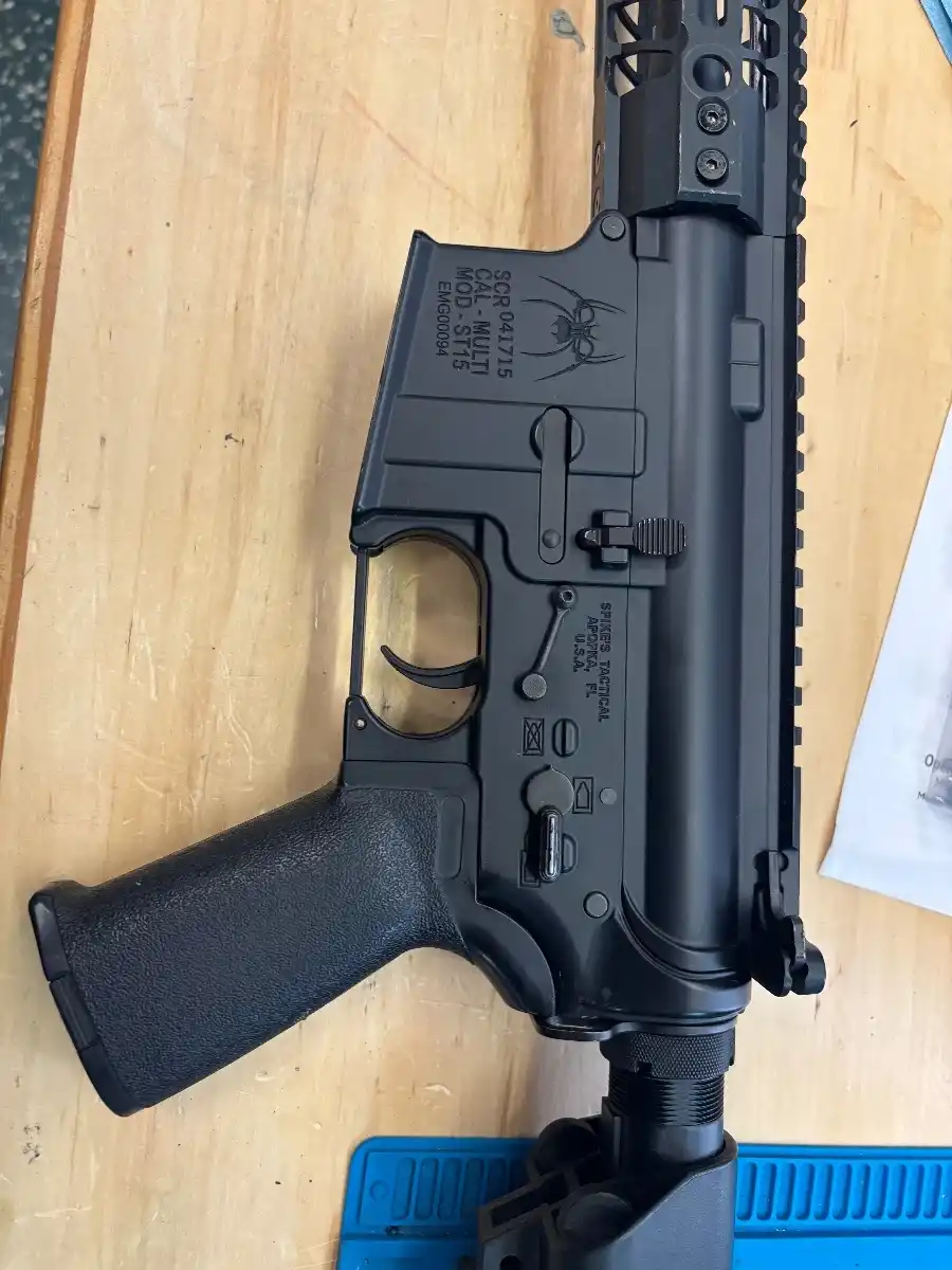 EMG Spikes Tactical m4 aeg